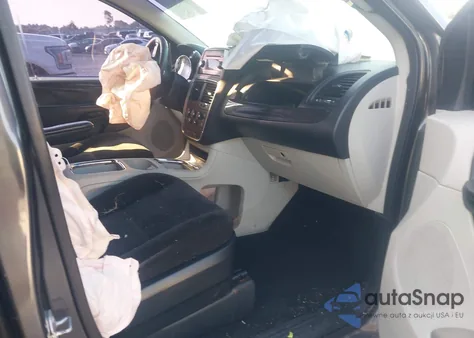 2016 Dodge Grand Caravan Sxt from USA, damaged, VIN 2C4RDGCG8GR327582